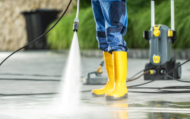Best Garage Pressure Washing  in Versailles, IN